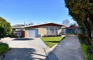 14 Tennyson Crescent, Stoke