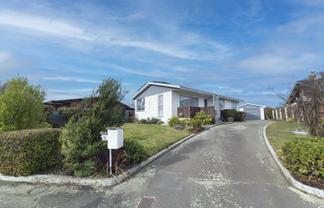 6 Hefford Place, Allenton
