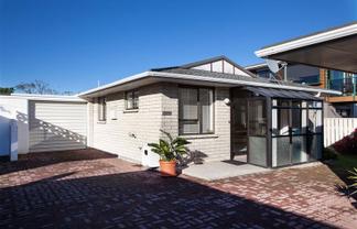 504 Devon Street East, Fitzroy