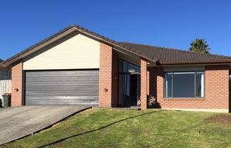 9 Dapple Place, Flat Bush
