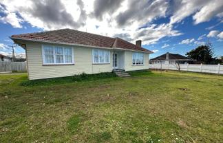 65 Cobham Cres, Otara