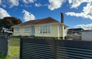 65 Cobham Cres, Otara