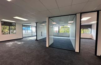 Premium Pacific Rise Office