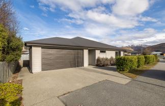 34/34A Cheltenham Road, Lower Shotover