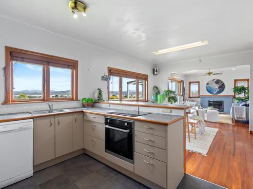 22 Commins Road, Onerahi