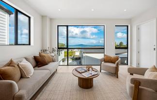 17E Rock Isle Road, Torbay