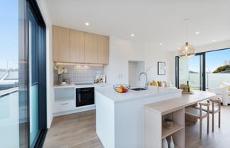 2/6 Shakespeare Road, Milford