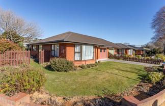 1/1 Thorrington Road, Cashmere