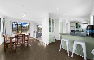 11 Sheralee Place, Bucklands Beach
