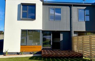 6 Dunford Lane, Andersons Bay