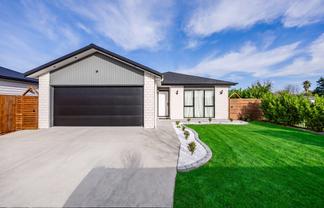 5 Strummers Lane, Papakura