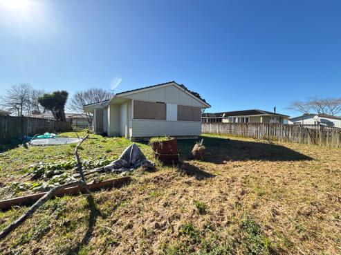 23 Hamilton Drive, Waiuku