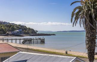 6 Colson Lane, Maraetai