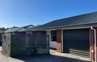 2/8 Dallas Street, Riccarton