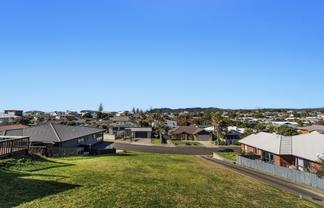 41 Omega Place, Coastlands