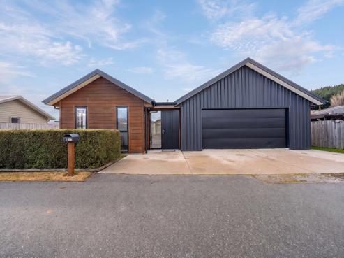 9 Risinghurst Terrace, Dalefield/Wakatipu Basin