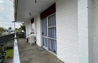 16H Orlando Street, Stratford