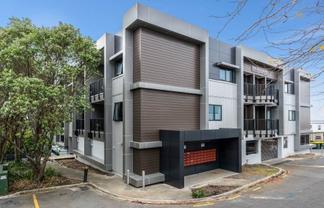 51/241 Hinemoa Street, Birkenhead