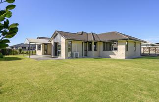 8 Vantage Place, Omokoroa