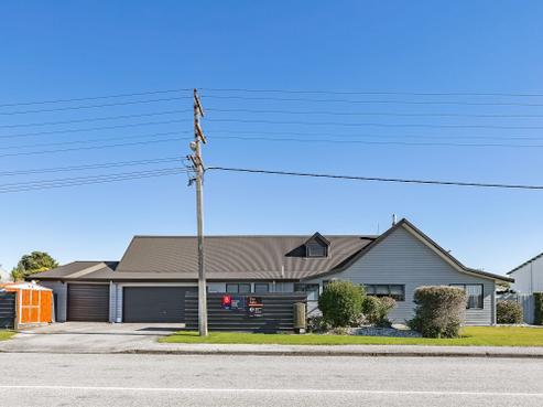 92 Henley Street, Westport