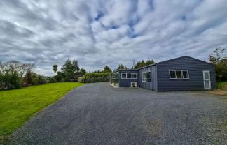 195 Takapu Road, Manakau