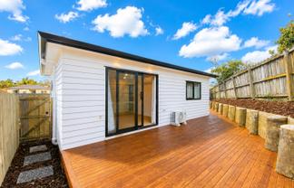 11C Princess Maria Place, Massey