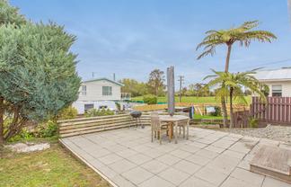 8 Owen Street, Belmont