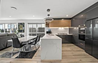 8 Sager Midgley Road, Hobsonville