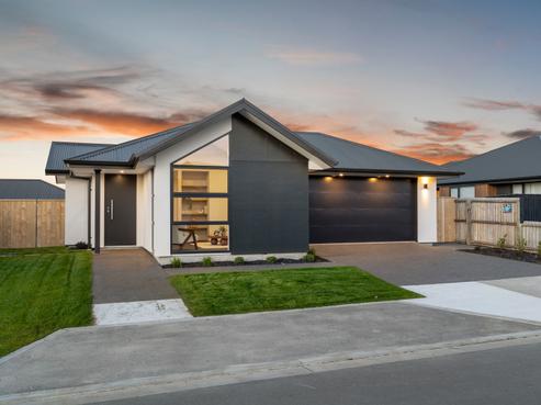 18 McCaw Road, Lincoln