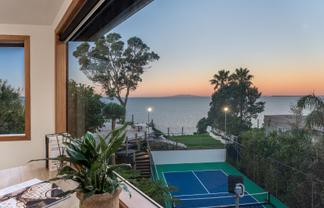 72 Cliff Road, Torbay