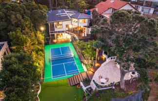 72 Cliff Road, Torbay