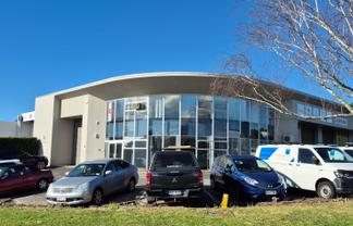 FLEXIBLE OFFICE AND WAREHOUSE OPPORTUNITY
