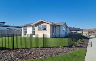 49 Wakeman Drive, Lincoln