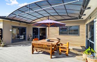 23 Lithgow Drive, Otamatea
