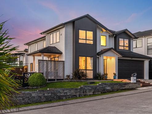 12 Franheim Crescent, Orewa