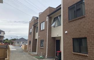 4/30 Calvert Ave, Mangere East