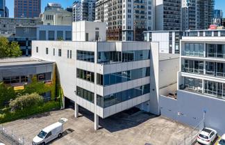 Premium Full Floor Office
