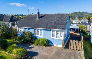 24 Weaver Street, WHAU VALLEY