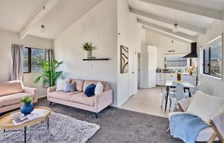 6 Trent Street, Island Bay