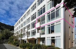11/4 Claremont Grove, Mount Victoria