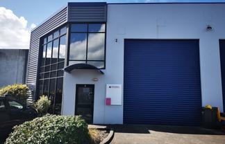 222 sqm Functional Office/Warehouse