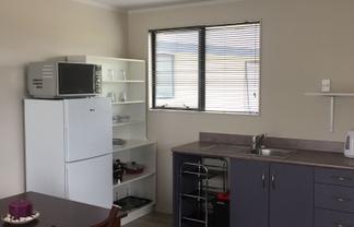 8/23 Jones Crescent, Melville