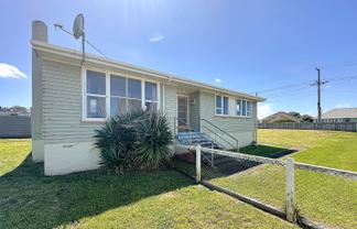 158 Puriri Street, Castlecliff