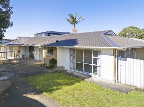 2/310 Weymouth Road, Clendon Park