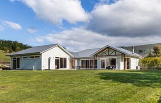 23 Waipuka Road, Havelock North