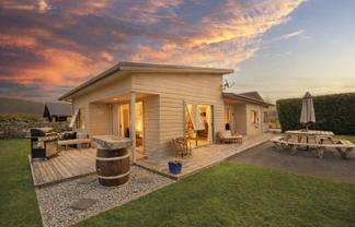 53 Montgomery Crescent, Kinloch