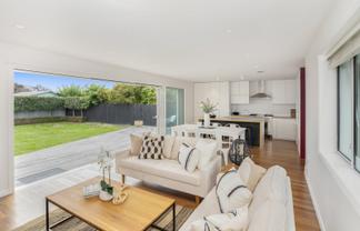 53 Birchfield Avenue, Dallington