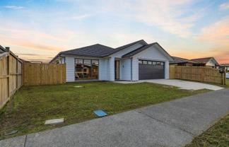 16 Silver Beech Street, Takanini