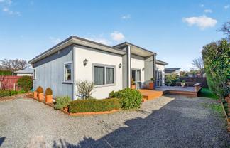 34 Dublin Street, Martinborough