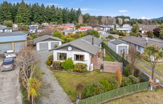 19 Henry Street, Te Anau